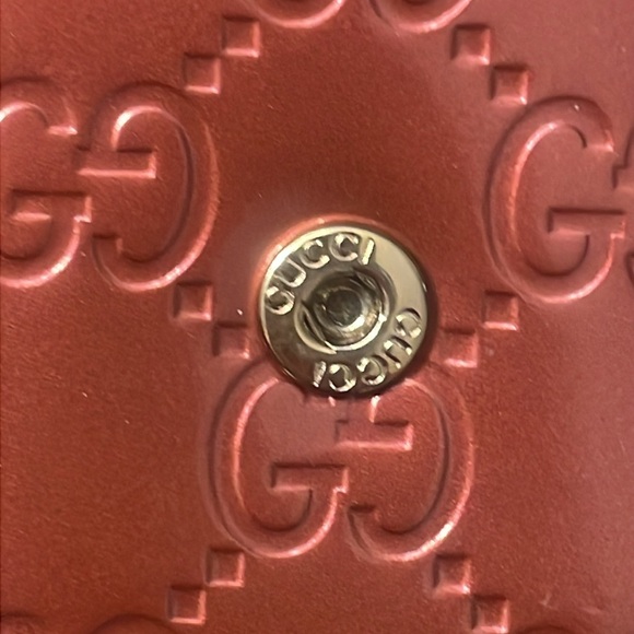 PRICE DROP Gucci micro GG long wallet with GG gold tone heart - Picture 17 of 17